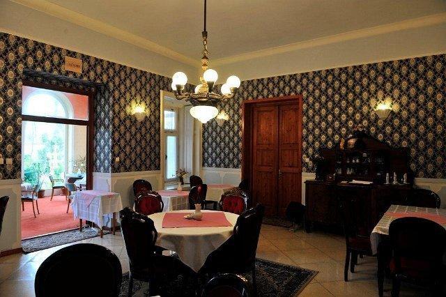 Misefa Kastely Bed & Breakfast Ngoại thất bức ảnh