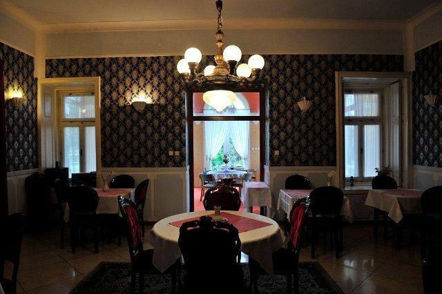 Misefa Kastely Bed & Breakfast Ngoại thất bức ảnh
