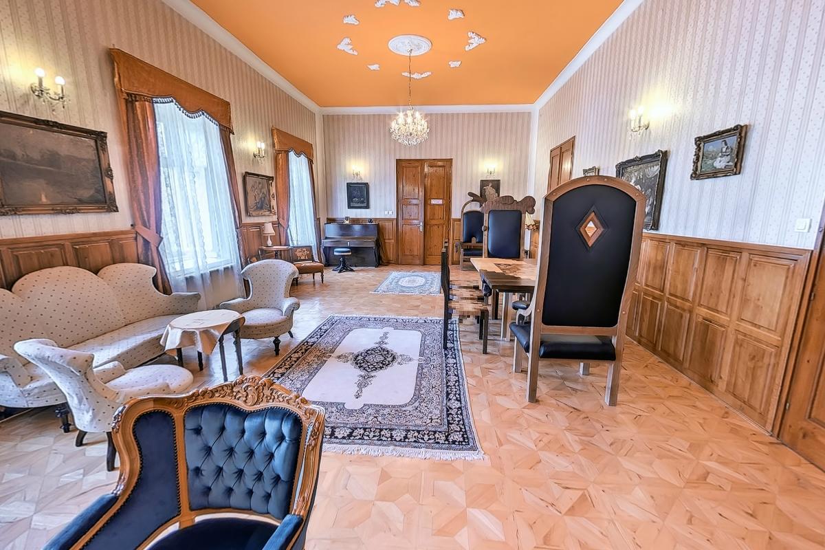 Misefa Kastely Bed & Breakfast Ngoại thất bức ảnh